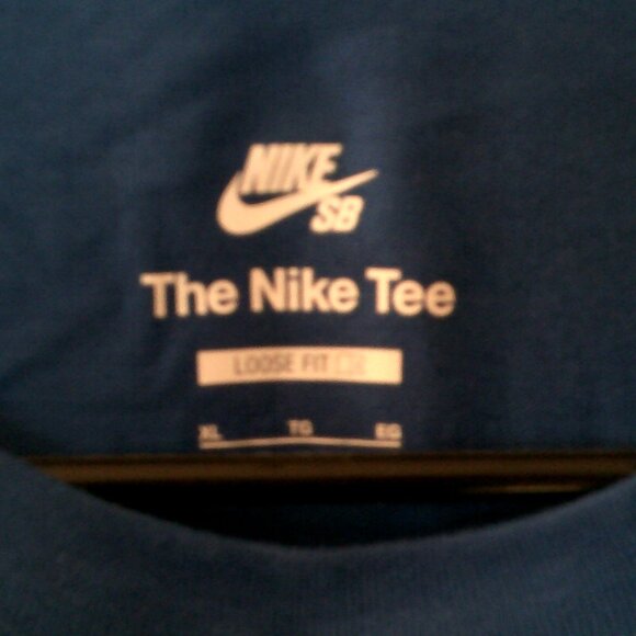 NEW NIKE SB "Brooklyn Backyard Max90 Tee" MEN'S BLUE GREEN T-SHIRT XL HJ0893-480 - Picture 6 of 8